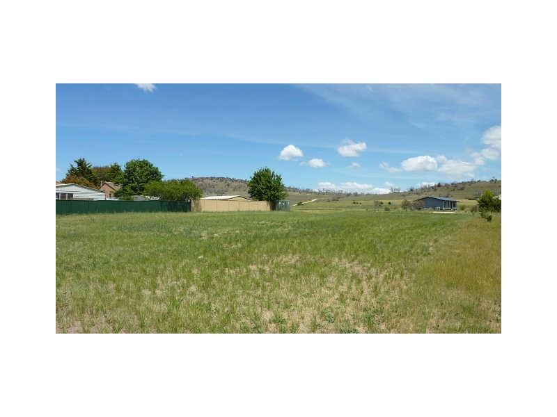 9 Robert Street, Berridale NSW 2628