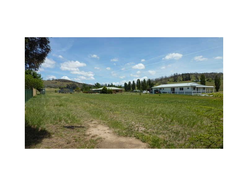 9 Robert Street, Berridale NSW 2628
