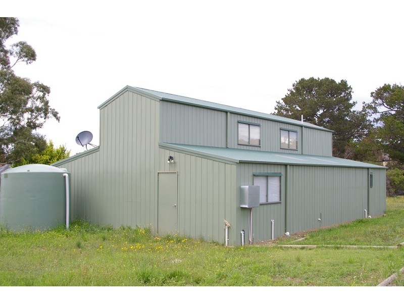 1 Gungarlin St, Berridale NSW 2628