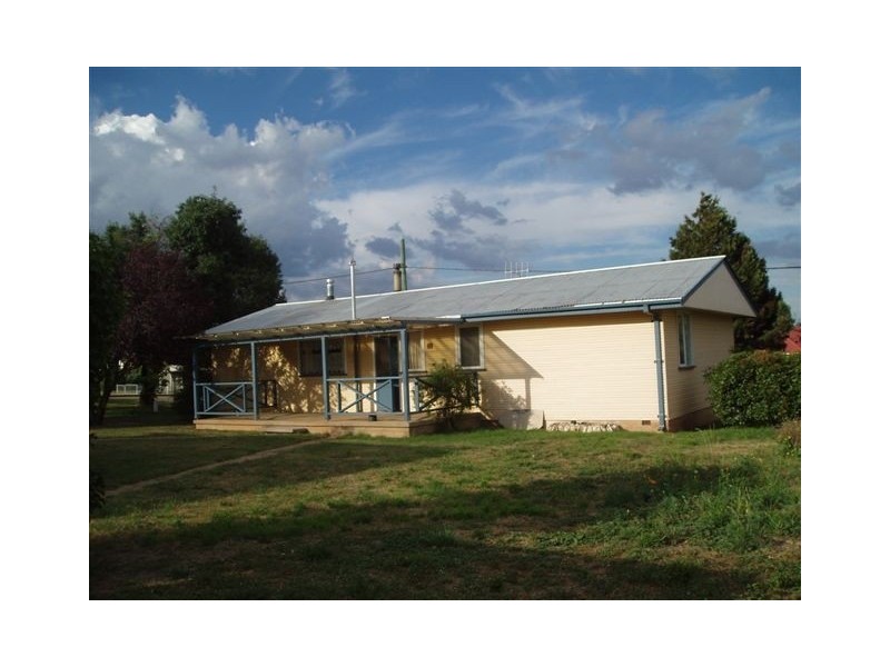 14 Chalker Street, Adaminaby NSW 2629