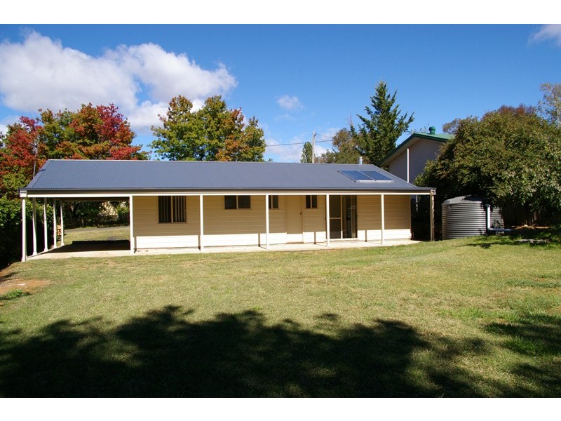 9 Cecil Street, Berridale NSW 2628