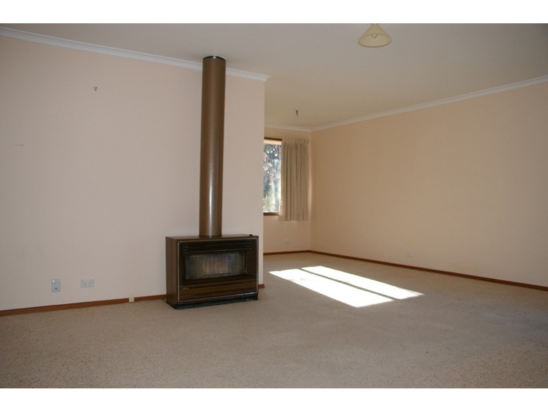 12 Kiparra Drive, Berridale NSW 2628