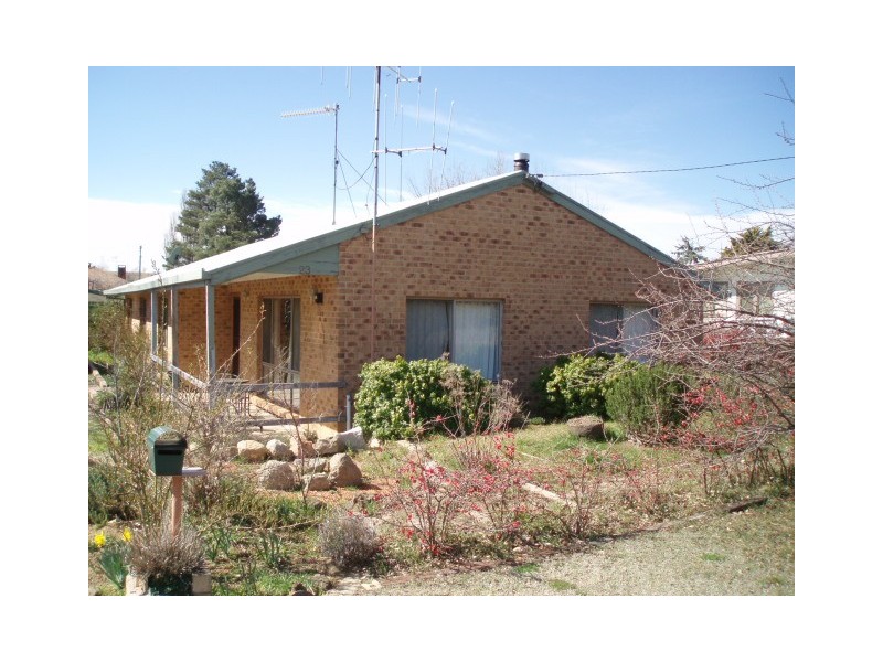 23 Bolton Street, Berridale NSW 2628