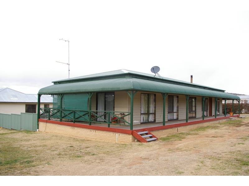 26 Mackay Street, Berridale NSW 2628