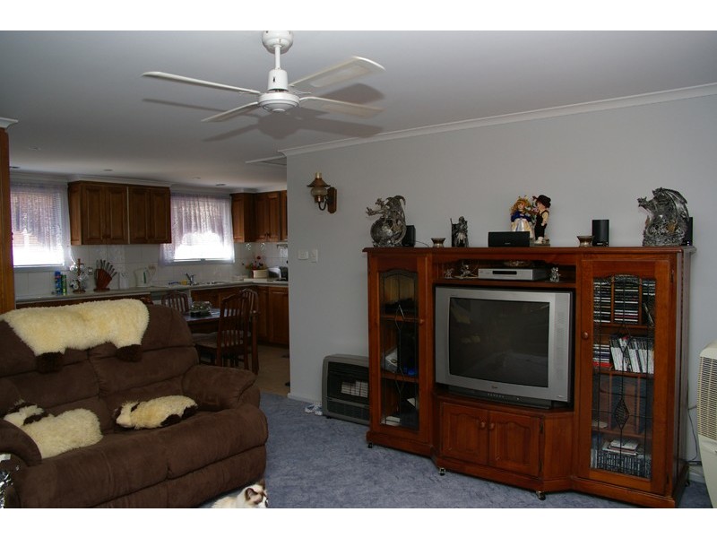 6 Kiparra Drive, Berridale NSW 2628