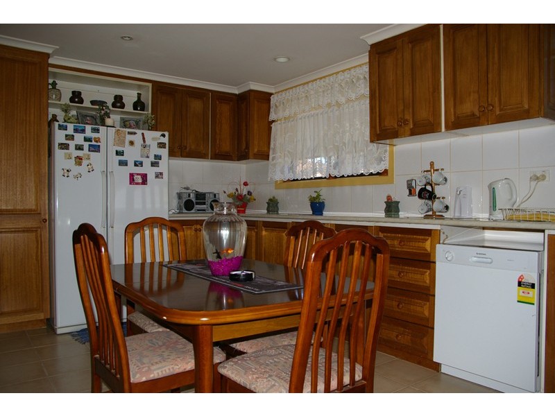 6 Kiparra Drive, Berridale NSW 2628