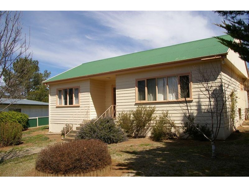 1/16 Pryce St, Berridale NSW 2628