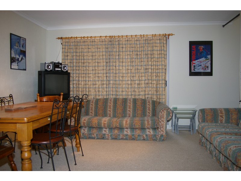 3/5 Gungarlin Street, Berridale NSW 2628