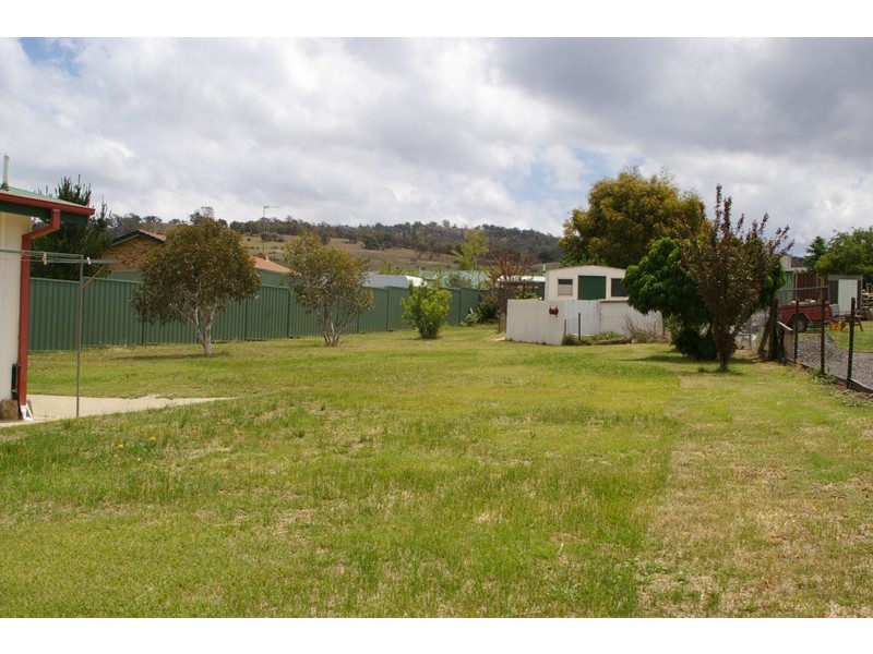 10 Roberson Street, Berridale NSW 2628