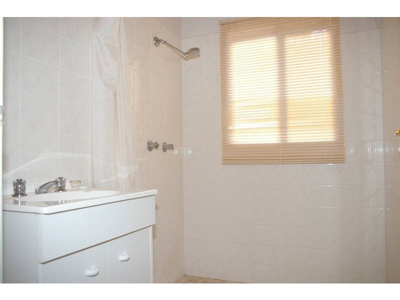 10 Roberson Street, Berridale NSW 2628