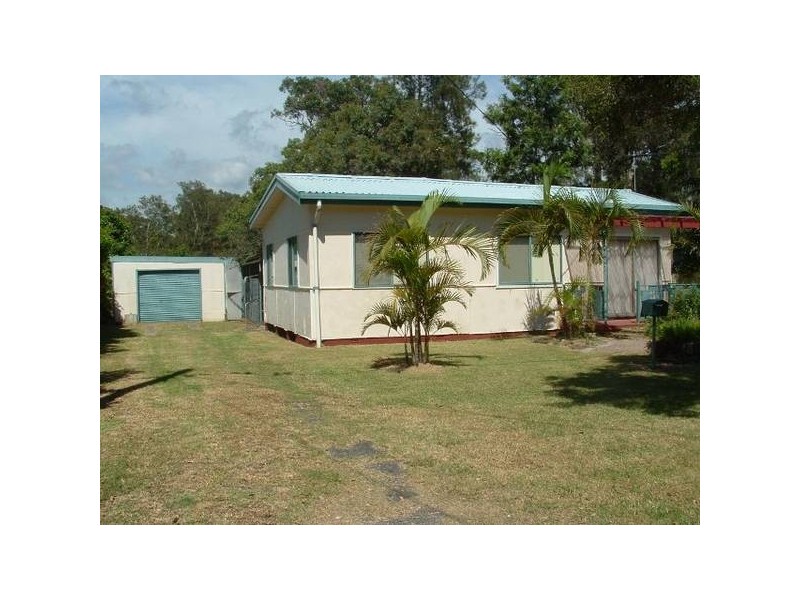 22 The Peninsula, Killarney Vale NSW 2261