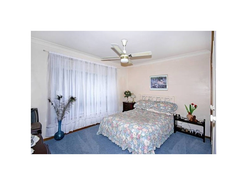 24 Hillview Street, Woy Woy NSW 2256