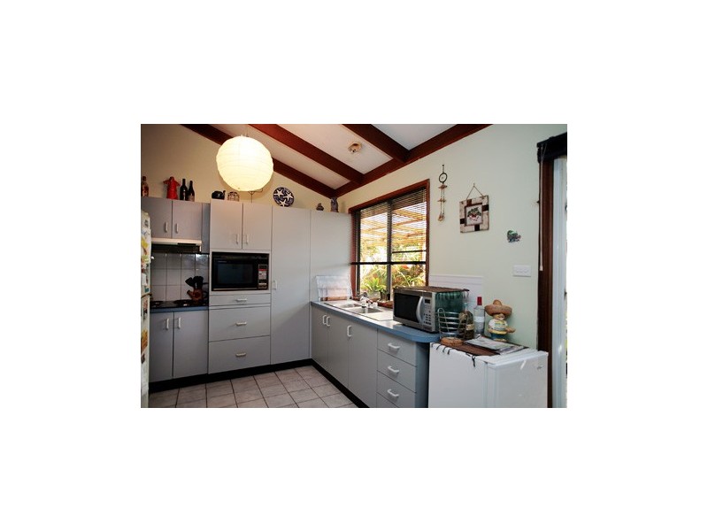 147 Pacific Highway, Charmhaven NSW 2263