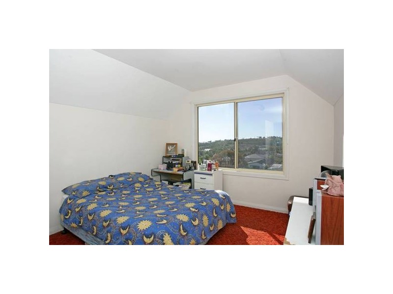 37 Forresters Beach Road, Forresters Beach NSW 2260