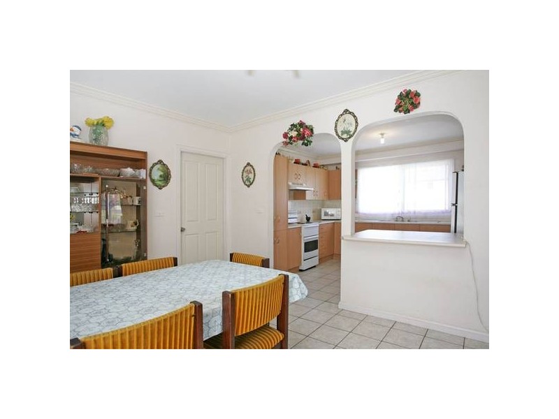37 Forresters Beach Road, Forresters Beach NSW 2260