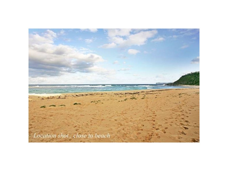37 Forresters Beach Road, Forresters Beach NSW 2260