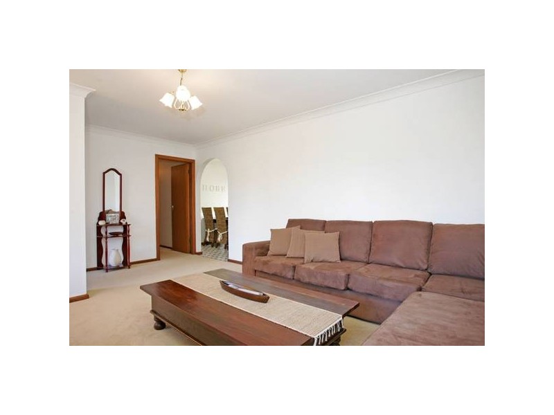 2 Honeysuckle Street, Umina Beach NSW 2257