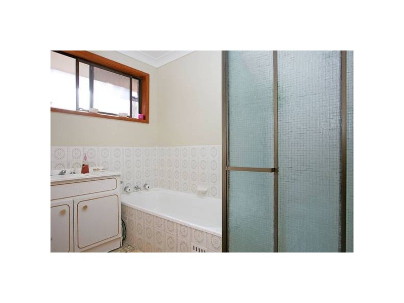 2 Honeysuckle Street, Umina Beach NSW 2257