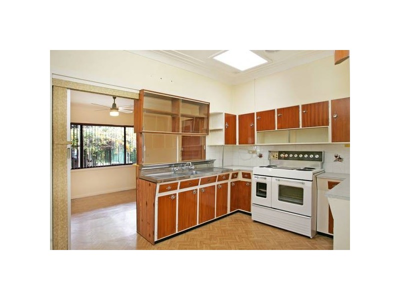 6 Rockleigh Street, Wyong NSW 2259
