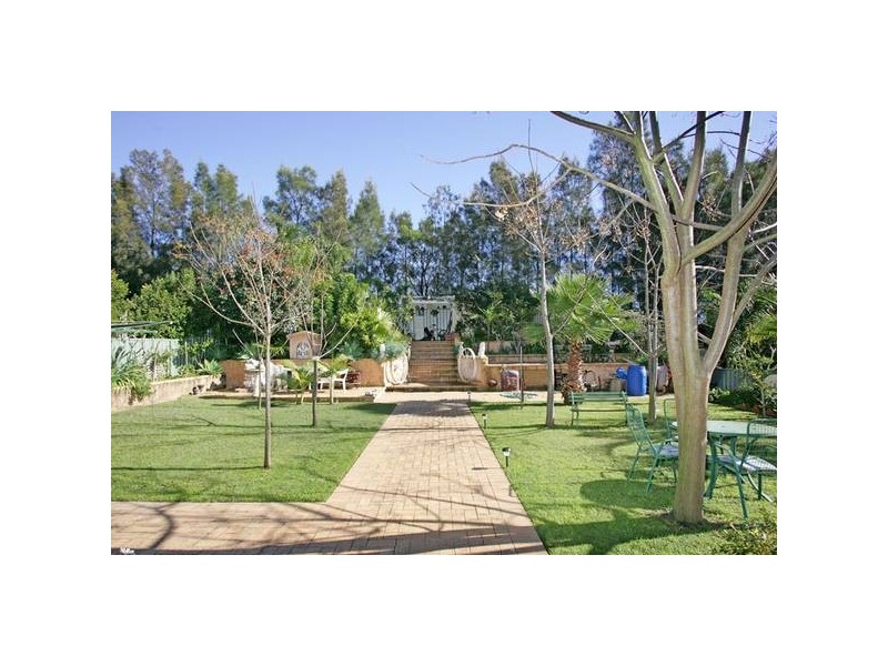 23 Avondale Avenue, Kanwal NSW 2259