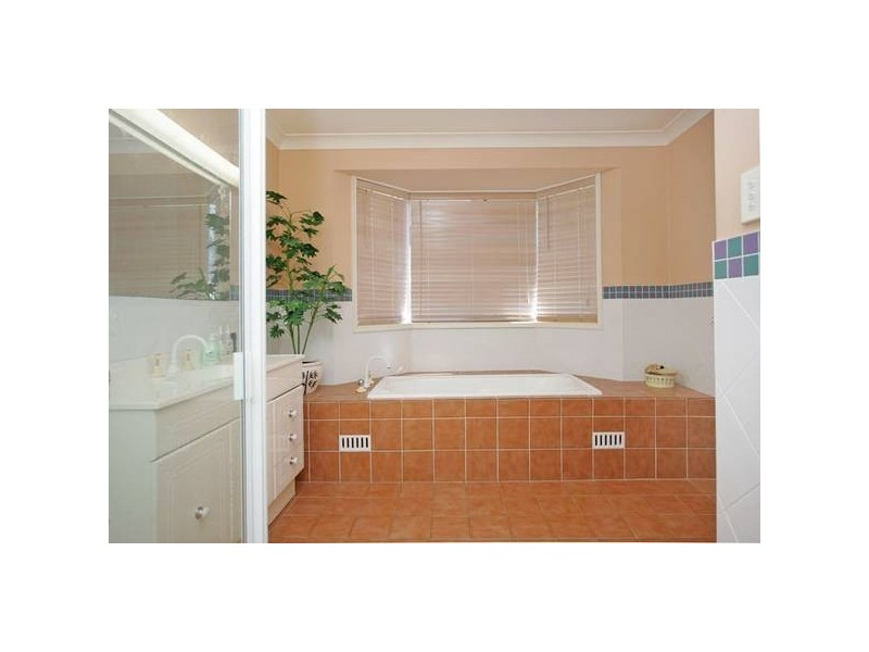 23 Avondale Avenue, Kanwal NSW 2259