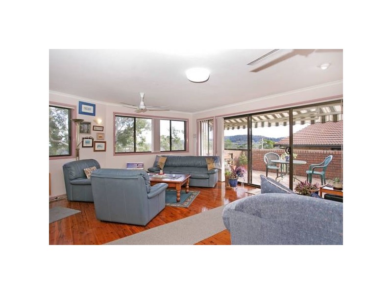 36 Berne Street, Bateau Bay NSW 2261