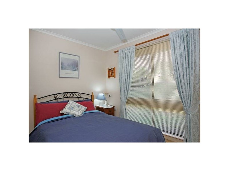 36 Berne Street, Bateau Bay NSW 2261