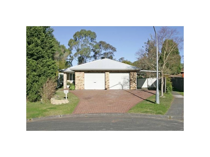 15 Woodley Close, Kariong NSW 2250