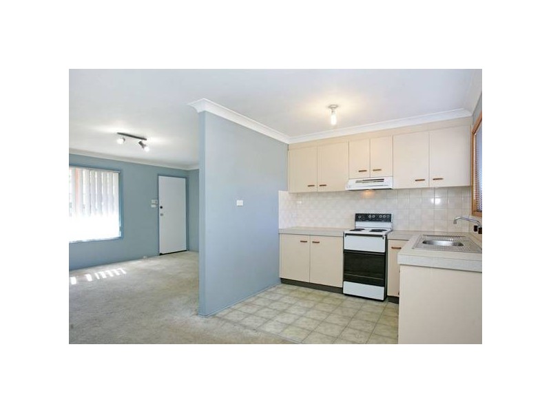 114 Kerry Crescent, Berkeley Vale NSW 2261