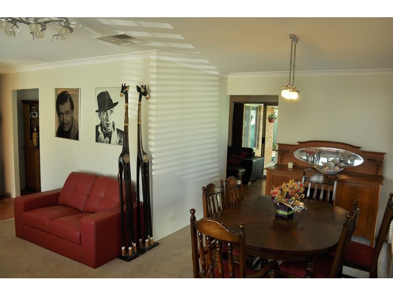 5 Brook Place, Gosnells WA 6110