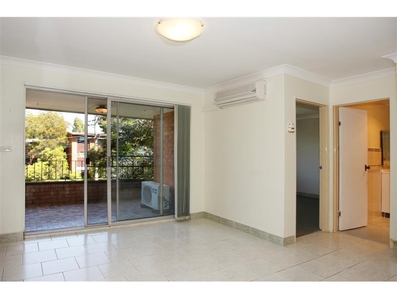 4/33 Crown Street, Parramatta NSW 2150