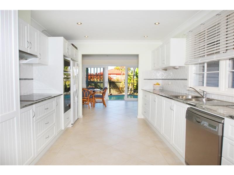 8 Wiggins Place, Concord NSW 2137