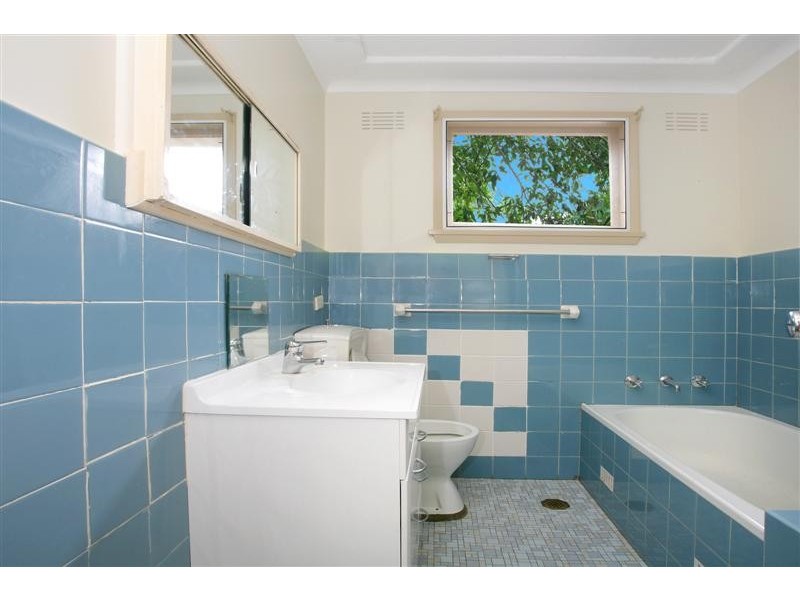 28 Lloyd Street, Blacktown NSW 2148