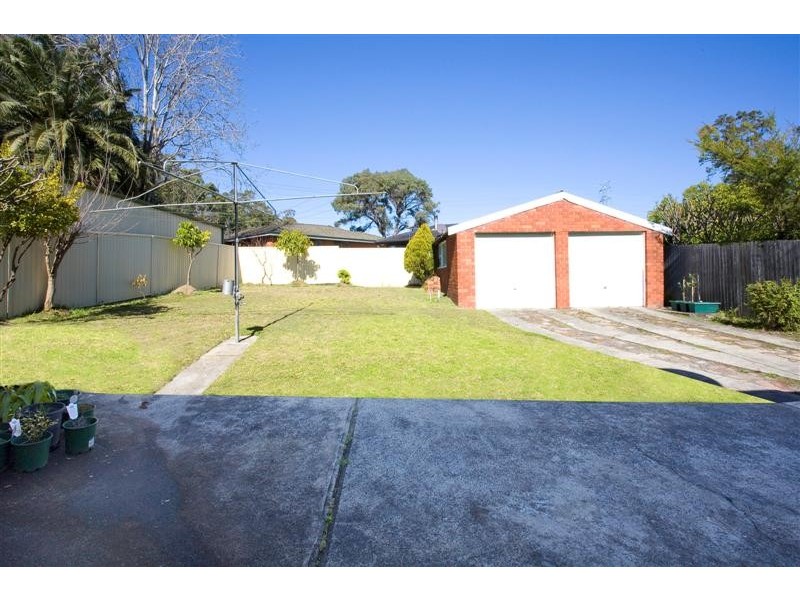 11 Sewell Ave, Padstow Heights NSW 2211