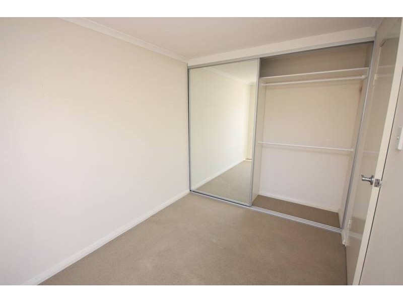 Russell Lea NSW 2046