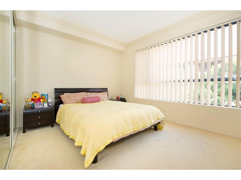 1/2 Tavistock Road, Homebush West NSW 2140