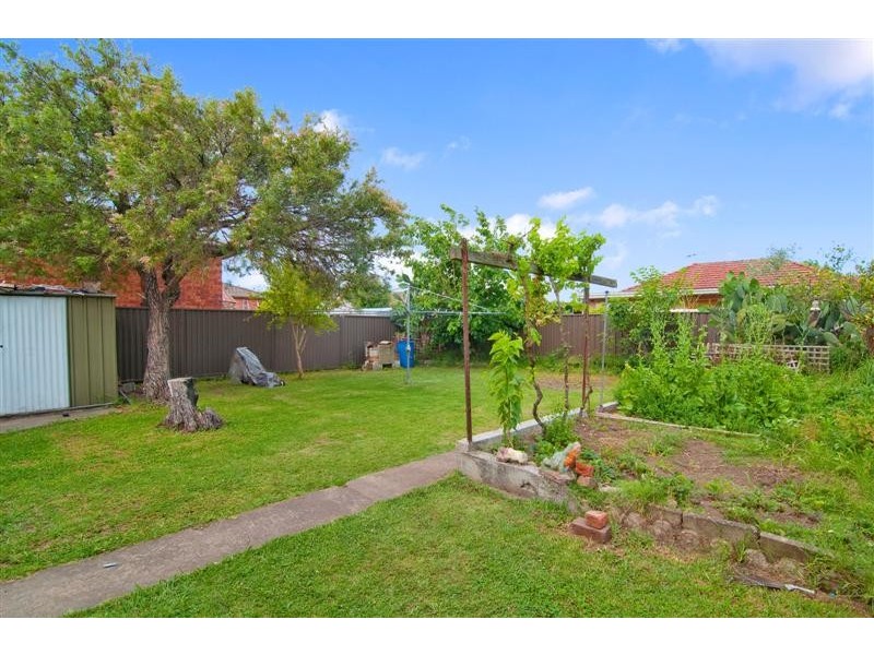 177 Noble Avenue, Greenacre NSW 2190