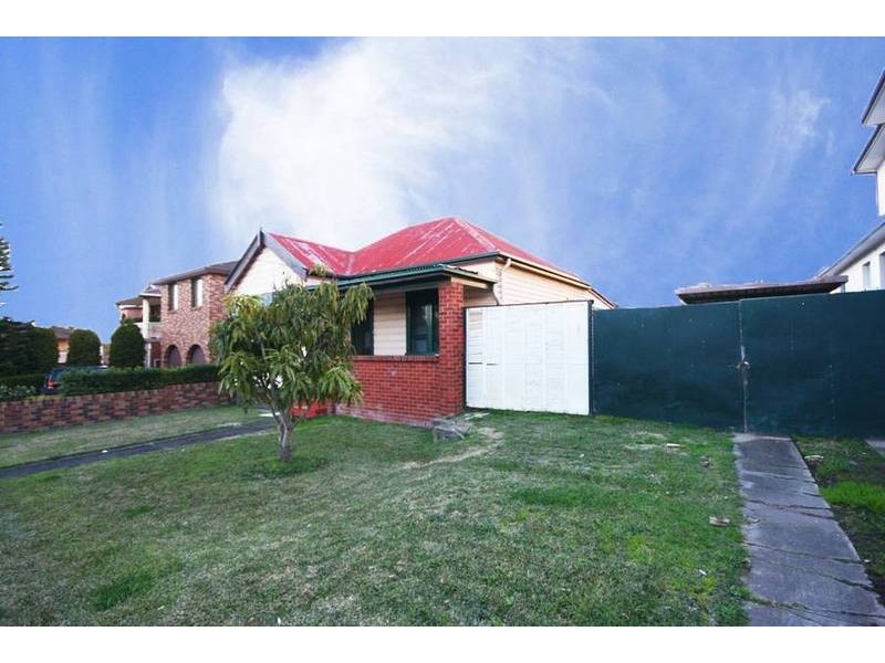 25 Barton Street, Strathfield South NSW 2136
