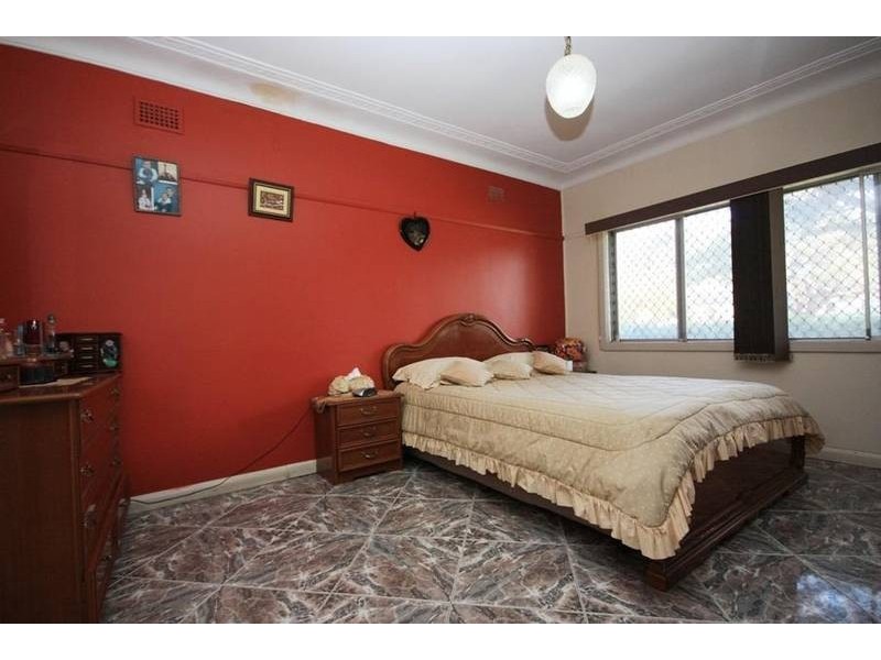 93 Noble Ave, Greenacre NSW 2190