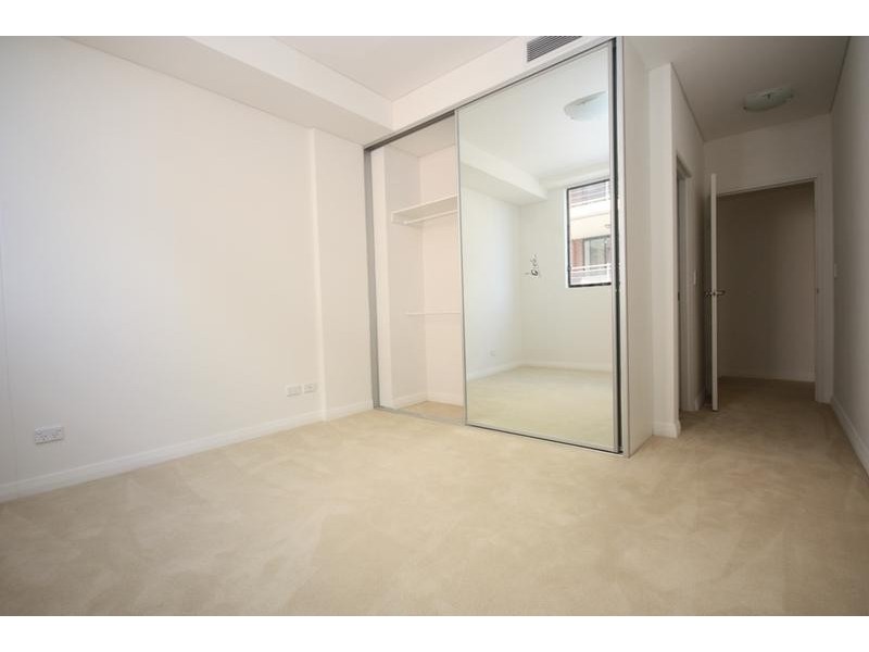 Meadowbank NSW 2114