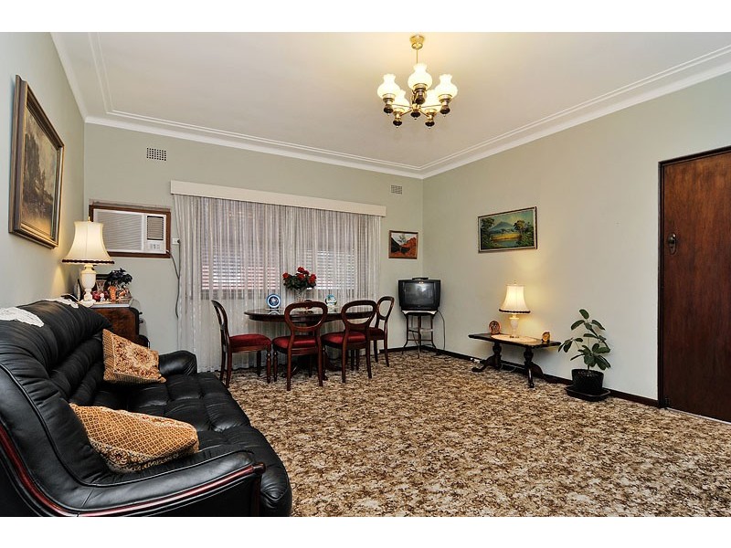 9 Argonne Street, Concord West NSW 2138