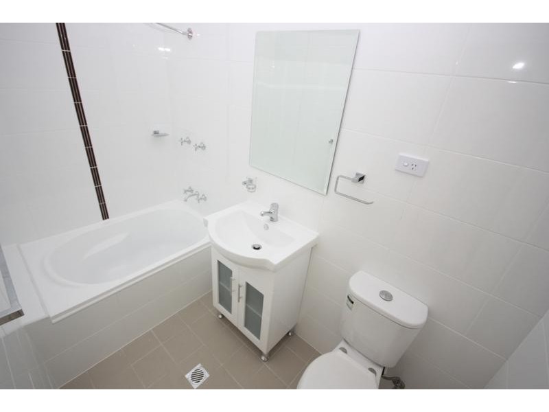 2/21 Melton Street, Silverwater NSW 2128