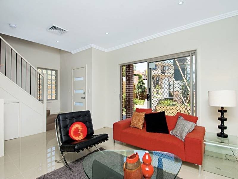 1/107 Adderton Road, Carlingford NSW 2118