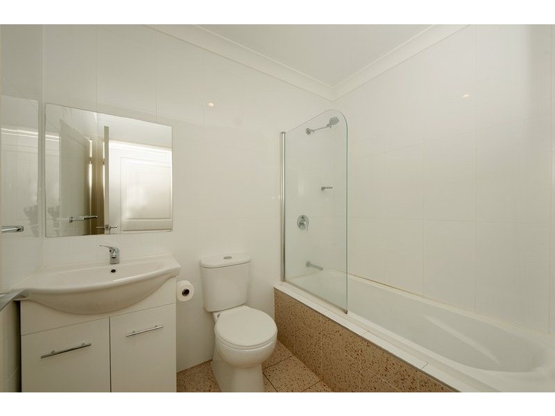 1/107 Adderton Road, Carlingford NSW 2118