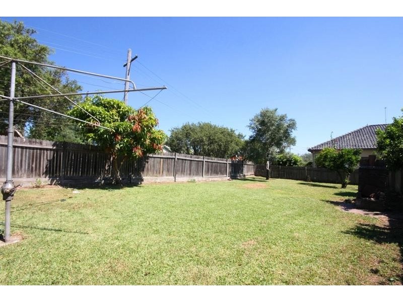 Russell Lea NSW 2046