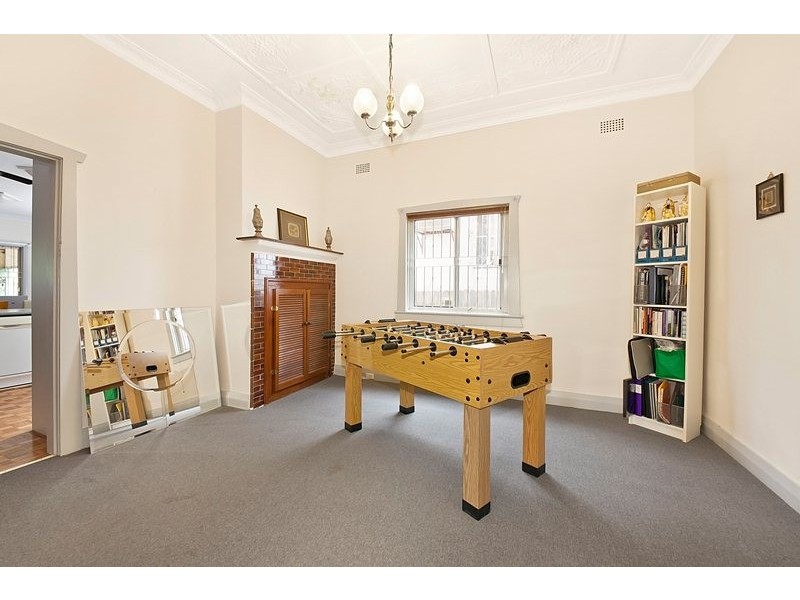 31 Linton Ave, West Ryde NSW 2114