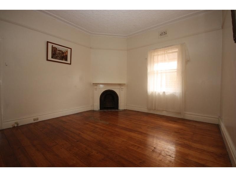 9 lumley st, Granville NSW 2142