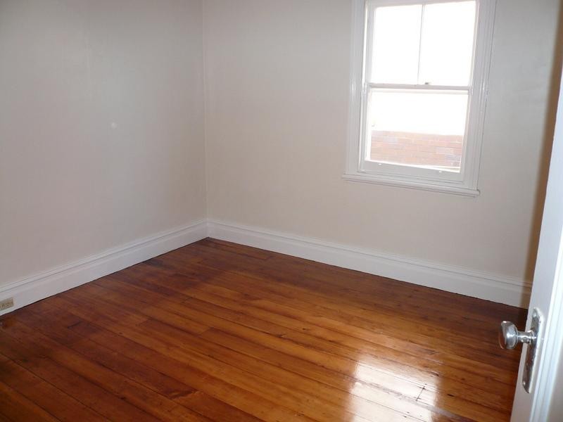 9 lumley st, Granville NSW 2142