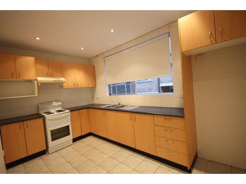 2/26 Hampstead rd, Homebush West NSW 2140