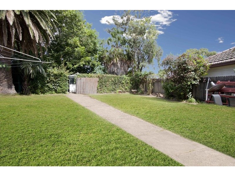 13 Greendale Crescent, Chester Hill NSW 2162